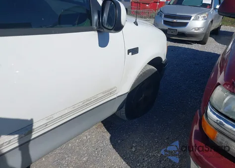 2001 Ford F-150 Xl/Xlt from USA, damaged, VIN 1FTZX17231NA70743